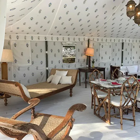 别墅 Agios Isavros