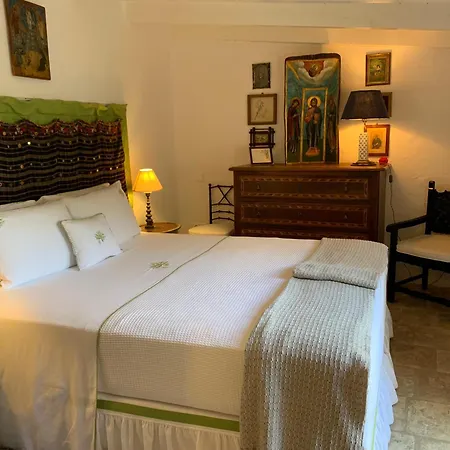 Agios Isavros Villa Magaziá