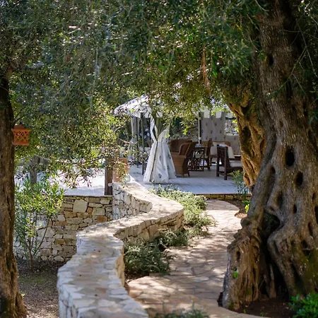 Agios Isavros Villa *